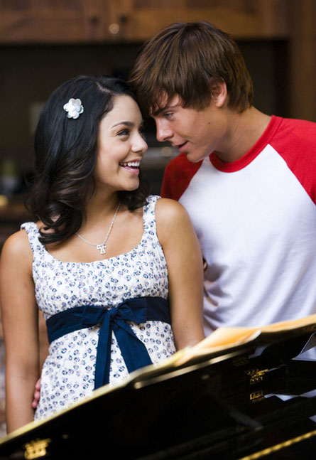 High-School-Musical-2-93.jpg